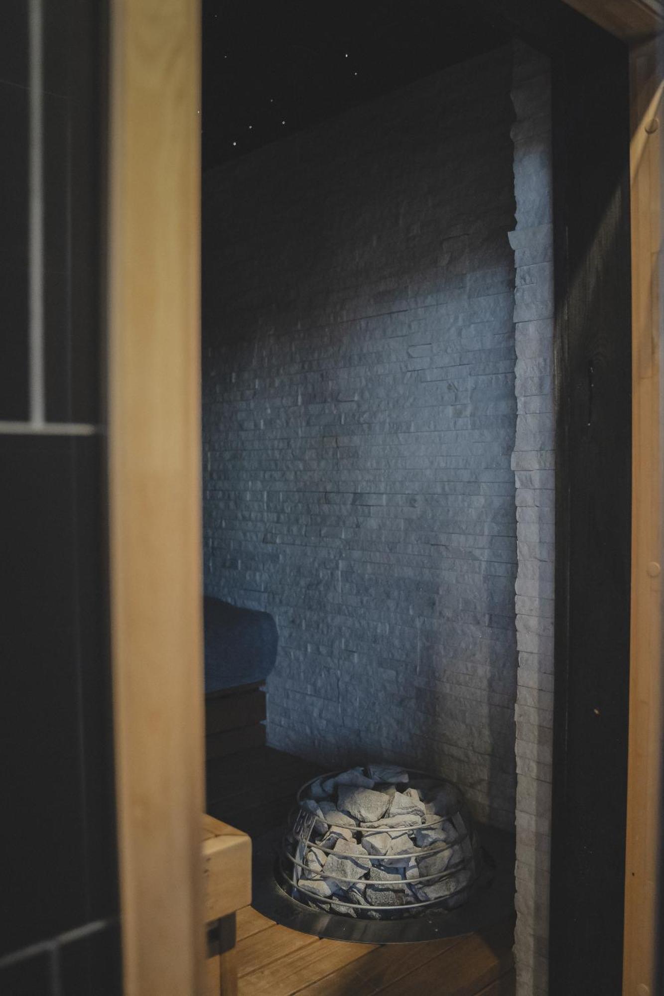 Maximar Apartment With Sauna Valga Bagian luar foto